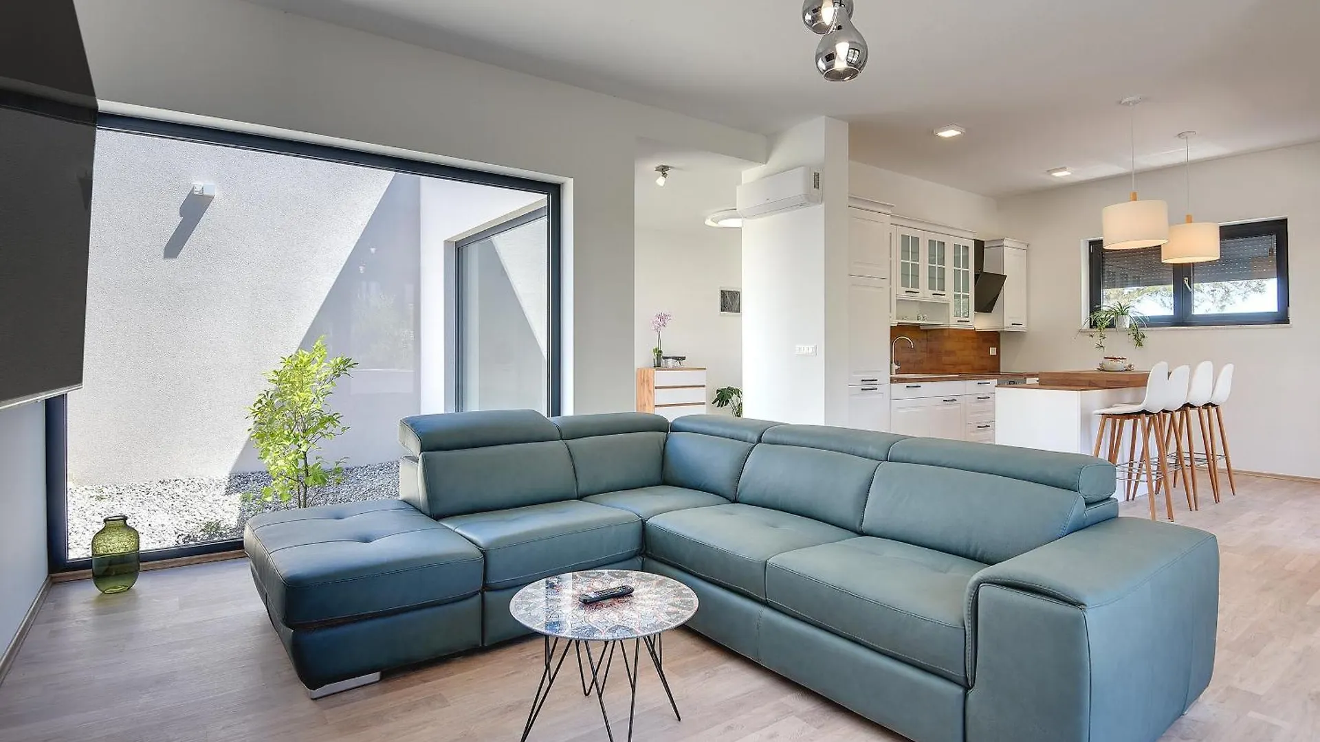 Villa Nauta - Beautiful Ground Floor Villa For 4 People With Playground & Sauna Pula Vintijan