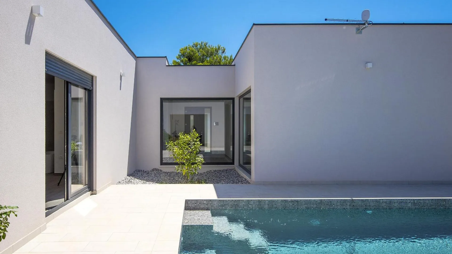 Villa Nauta - Beautiful Ground Floor Villa For 4 People With Playground & Sauna Pula Vintijan 0*,  Croatia