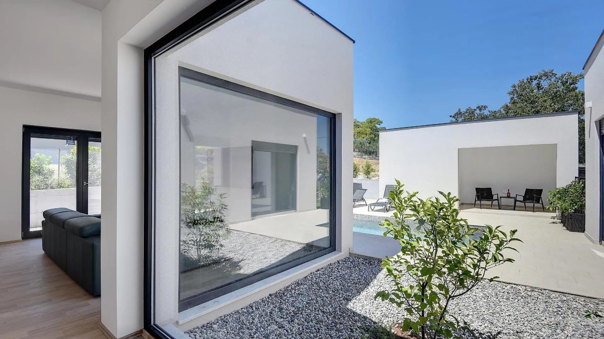 Villa Nauta - Beautiful Ground Floor Villa For 4 People With Playground & Sauna Pula Vintijan